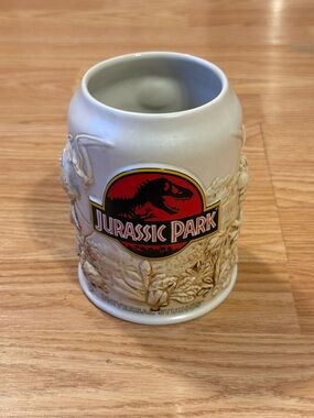Jurassic Park 3D Souvenir Stein Mug Universal Studios Spielberg 90s Logo Ceramic